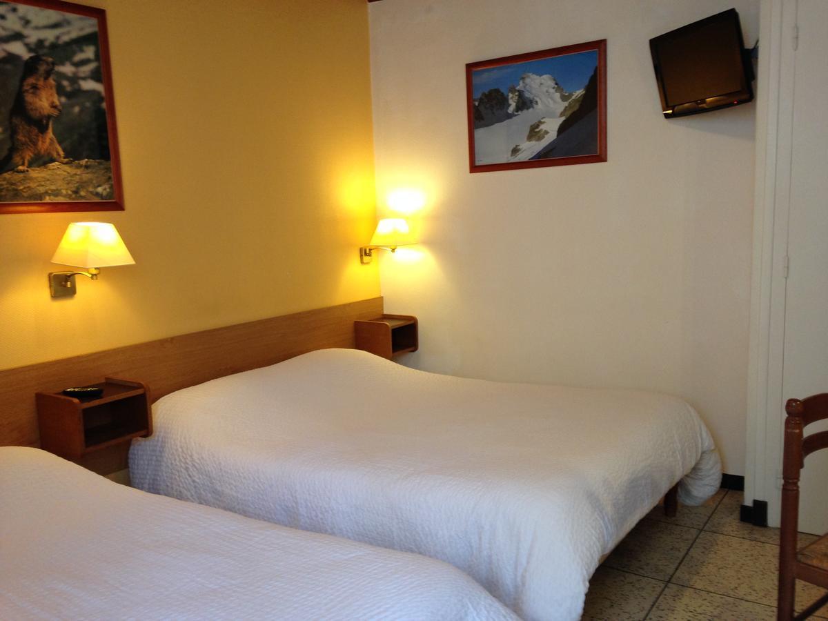Hotel Sandra Vizille Luaran gambar